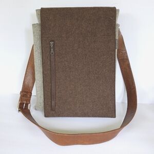 Graf Lantz Merino Wool Felt Messenger Bag - Grey & Brown